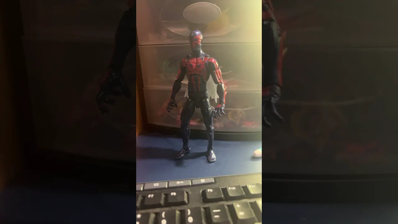 Cleaning up the drafts… Spidey 2099! #acrossthespiderverse #marvellegends