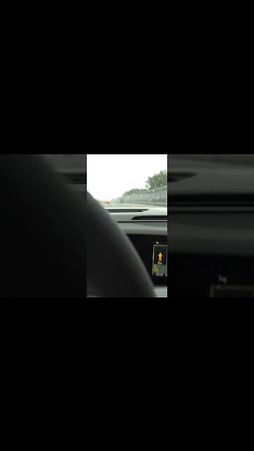 👋Koenigaegg Agera R says bye bye to Porsche 918 Spyder 🤯 #koenigsegg