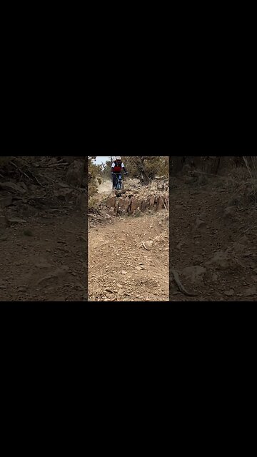 Who likes riding rock gardens? #mtb #ytshorts #emtb