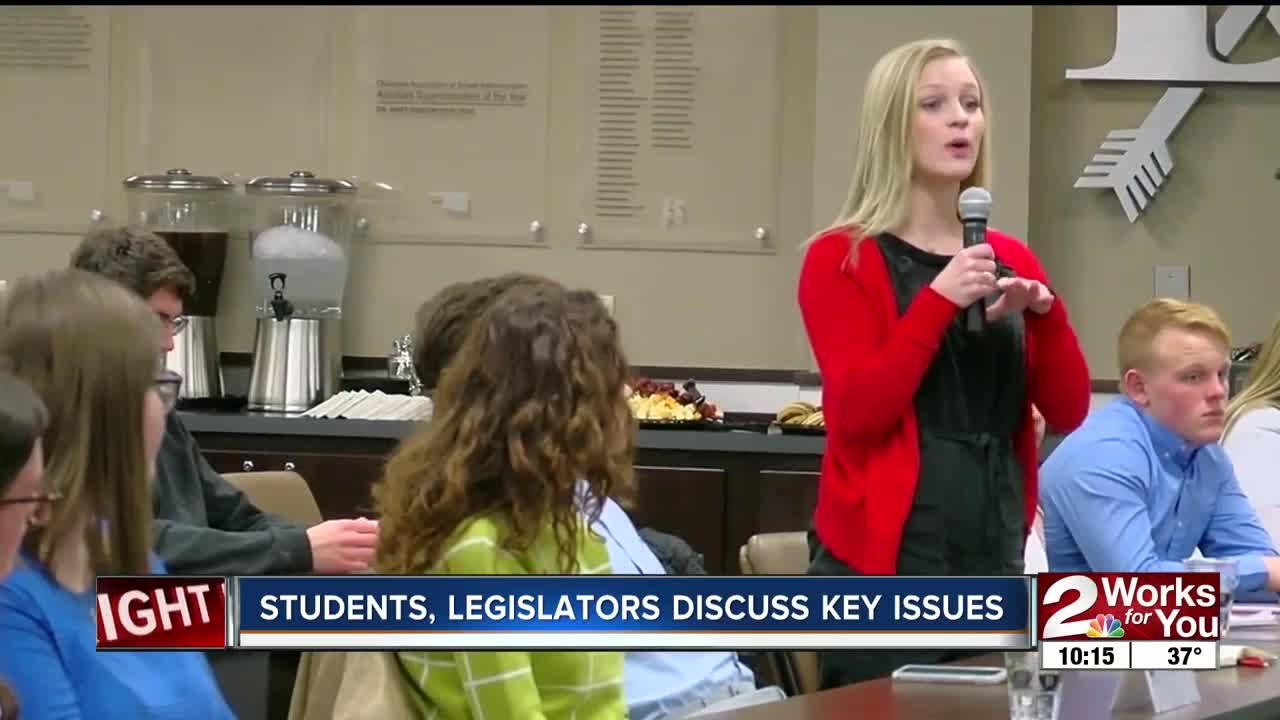 Students, legislators discuss key education issues