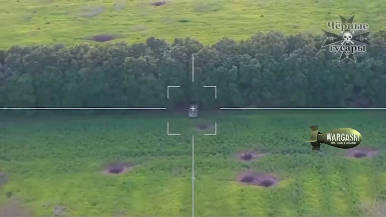 Russian 'Lancet' kamikaze drone hits 2S1 'Carnation' gun