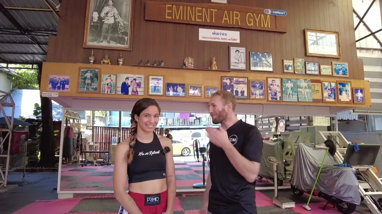 Talk with Mariana "Mscombatti" Bernardes about her upcoming fight for the WBC Muay Thai title!