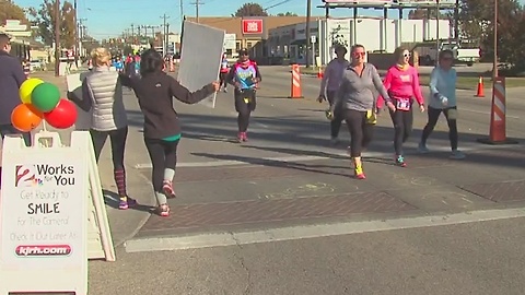 Thousands take part in Tulsa Route 66 Marathon