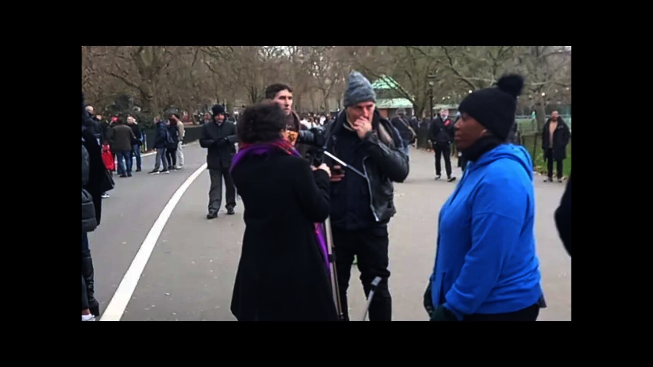 SPEAKERS CORNER LIVE