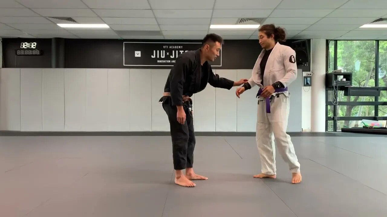 Collar & Sleeve Balloon Sweep Intro