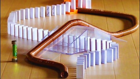 Domino vs Simplest Electromagnetic Train