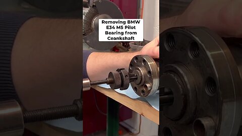 Removing BMW E34 M5 Pilot Bearing from Crankshaft #bmw #cars #bmwm5 #bmwe34 #diy #restoration