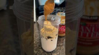 Blueberry Keto Smoothie Recipe #shorts by Tiktok @ketocoachbre