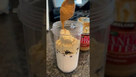 Blueberry Keto Smoothie Recipe #shorts by Tiktok @ketocoachbre