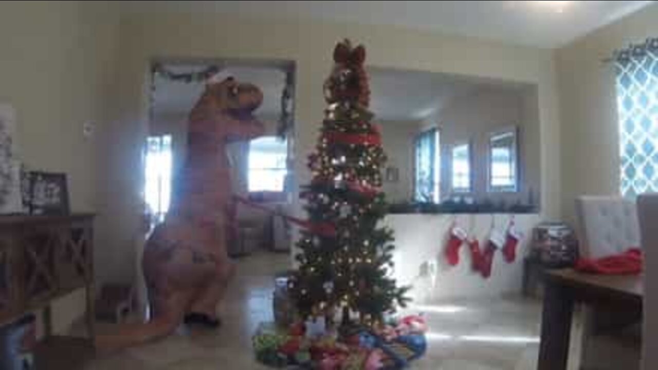 T-Rex arruína Natal!