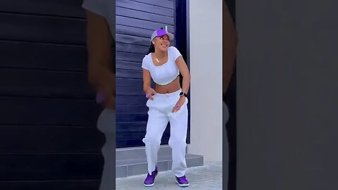 It is quarter past 2🥰💜… #purplespeedy #legedancechallenge