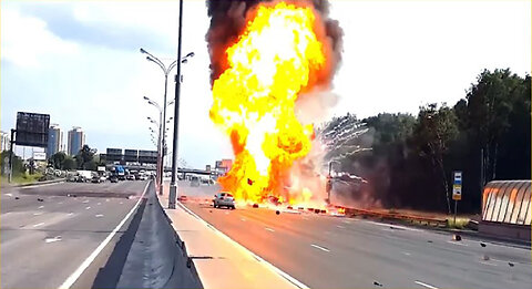 car crashes compilation /explosion / explode / traffic accident