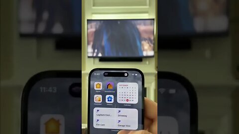 Apple TV + Dynamic Island 😍 (iPhone 14 Pro)