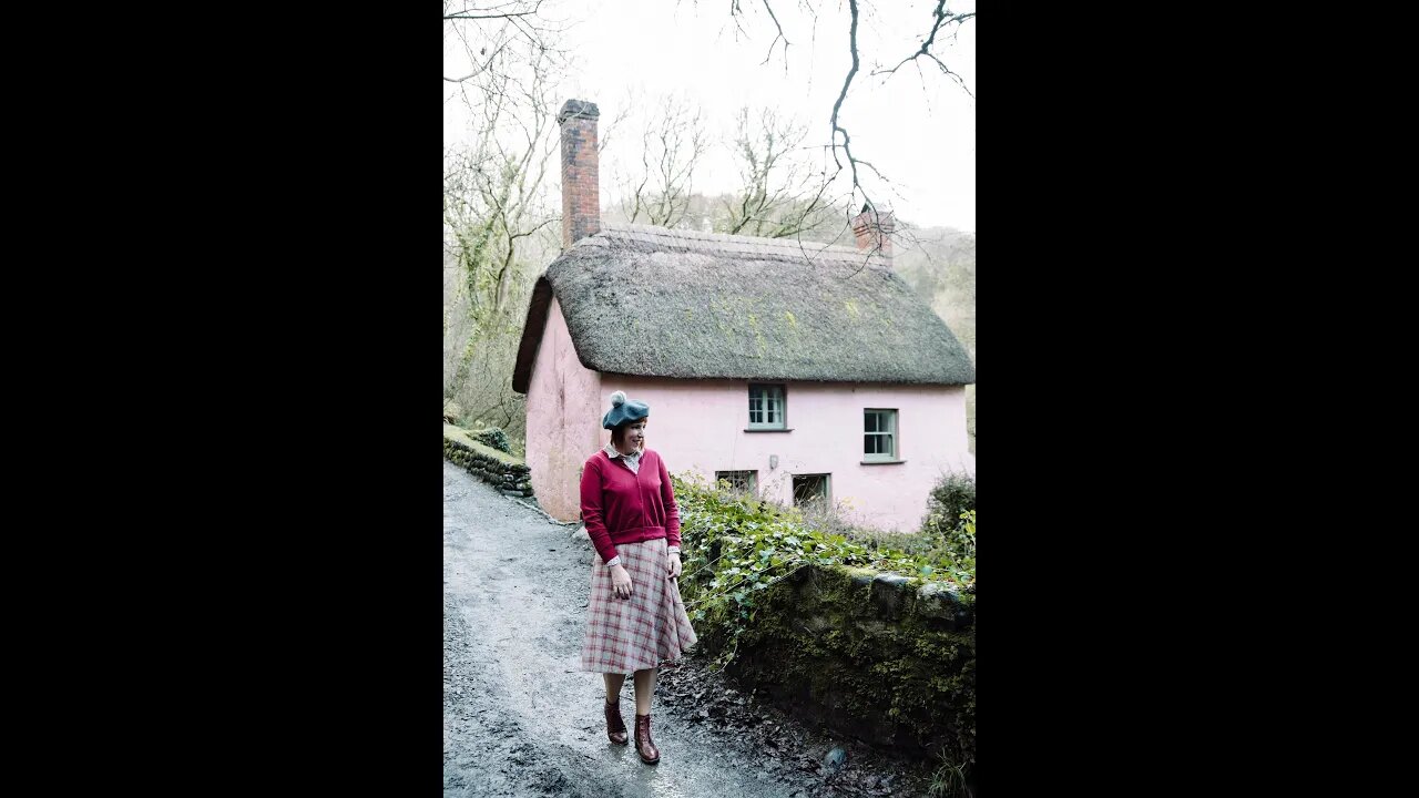 WELCOMING AUTUMN at the PINK COTTAGE