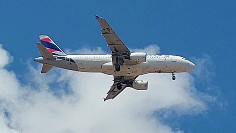 Airbus A320 PR-MHX vindo de Guarulhos para Fortaleza