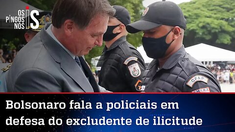 Bolsonaro pede união contra "marginais em gabinetes que visam roubar nossa liberdade"