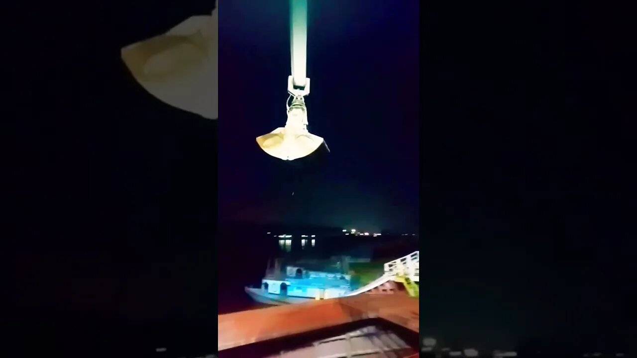 Unloading Stones From Cargo Ship With Big Crane 😯 #amazing #machinery #technology #video #shorts