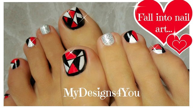 Retro Mosaic Toenail Art Design