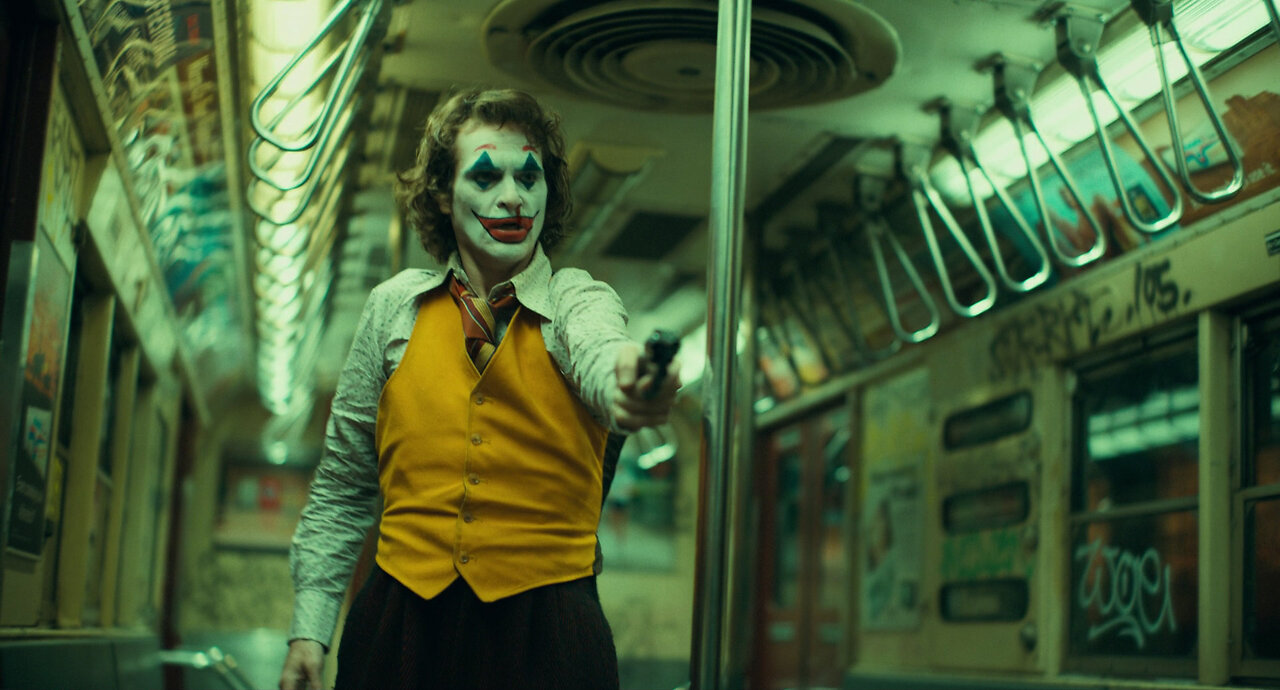 Joker subway scene reactions