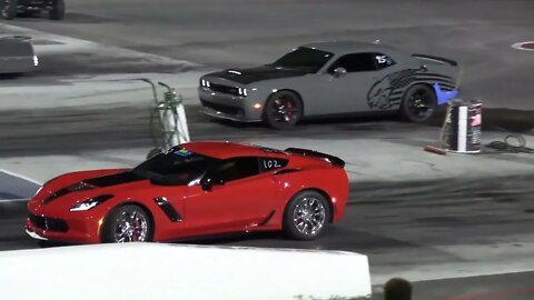 Hellcat vs Z06 Corvette - drag racing-1