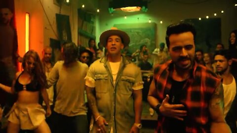 Luis Fonsi - Despacito ft. Daddy Yankee