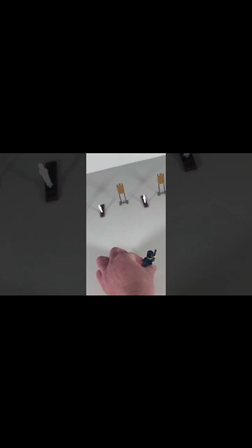 Shooting on the move vs. pausing your feet