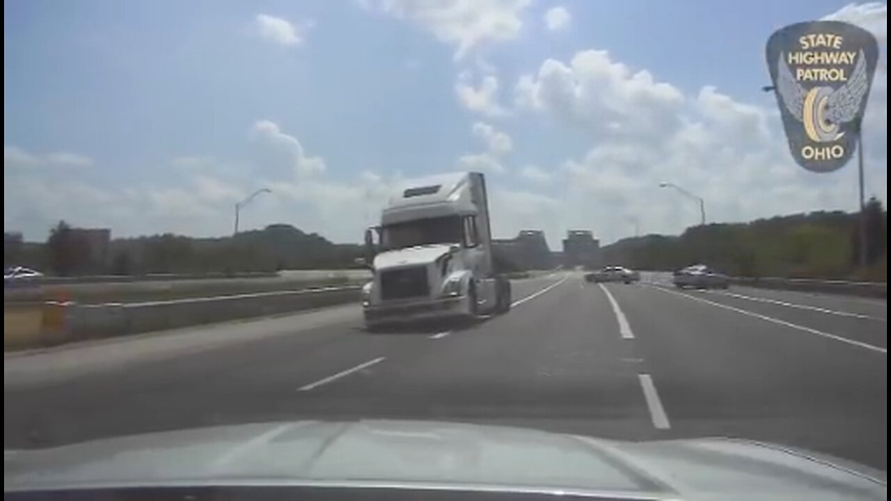 OSHP chase Semi who fails to stop for police