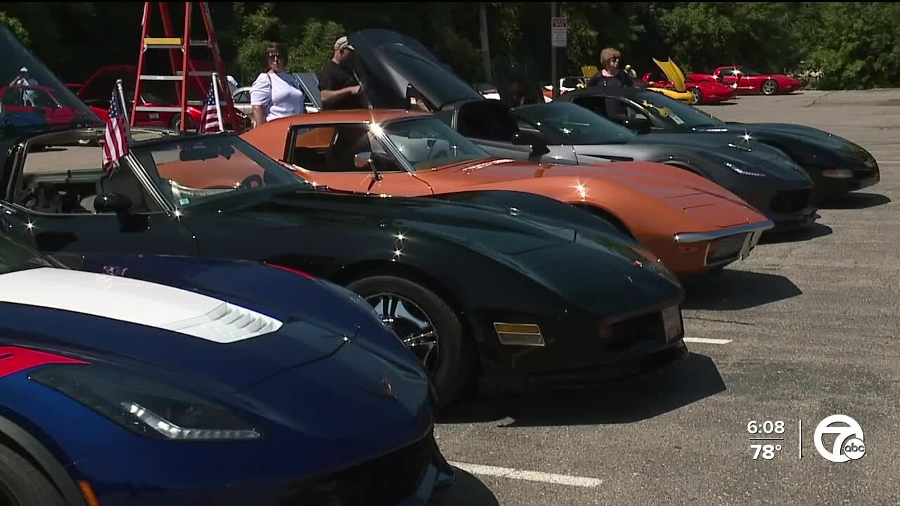 'Corvettes on Woodward' event helps raise money for Royal Oak food pantry