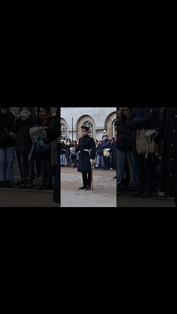 The guard shouts in fiel #horseguardsparade