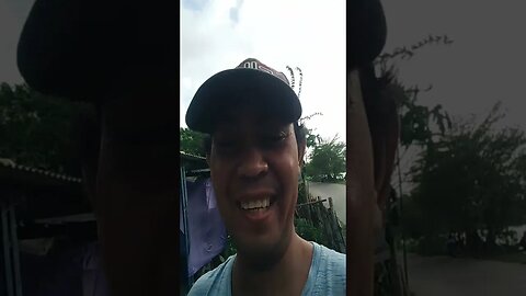Anginnya kecang langit mendung, banyak halintar kalau hujan.