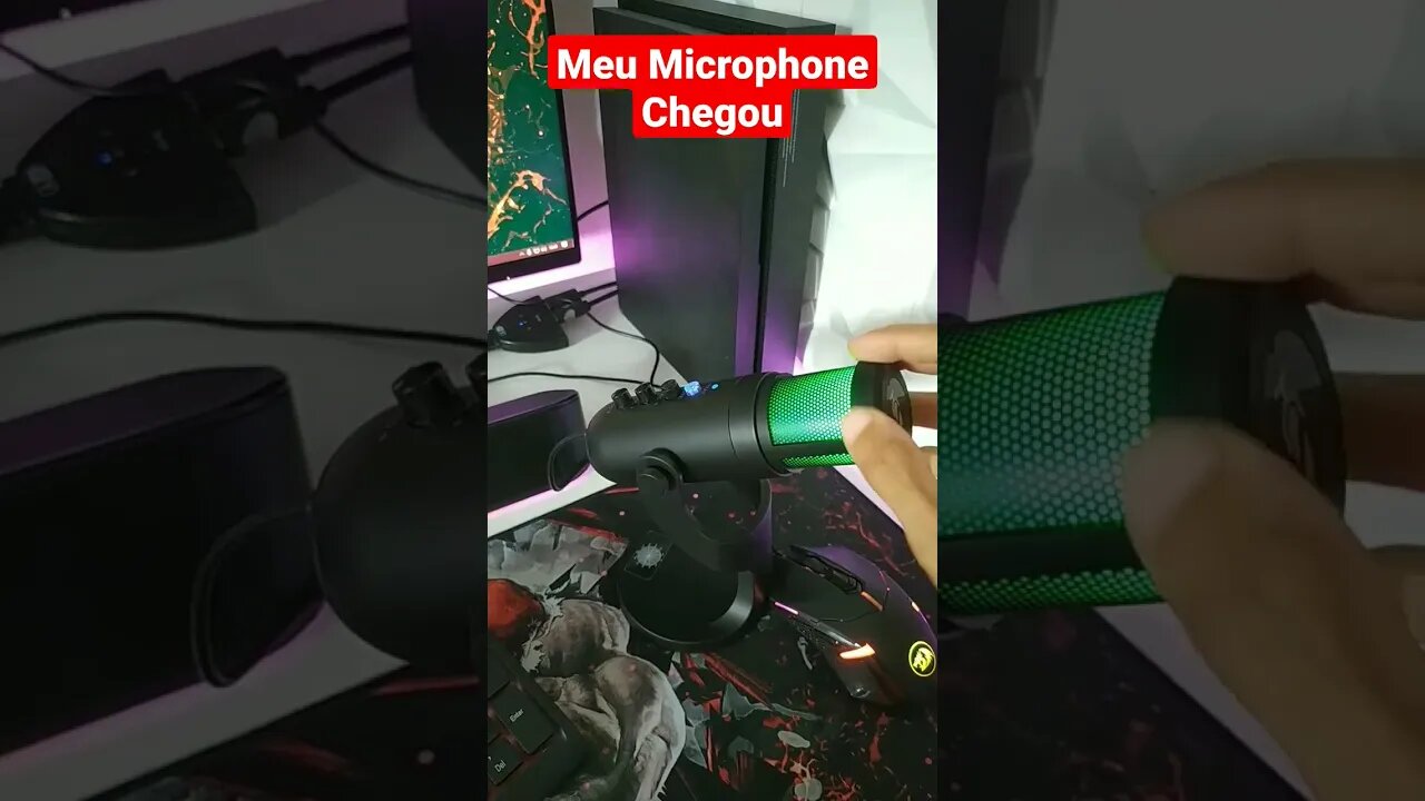 meu setup gamer tá ficando lindo com esse microfone