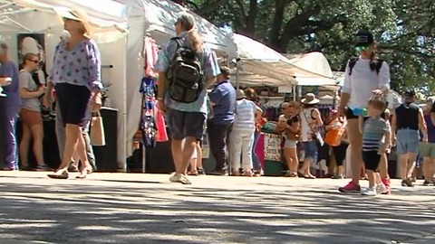 Arts and crafts festival underway in Delray Beach
