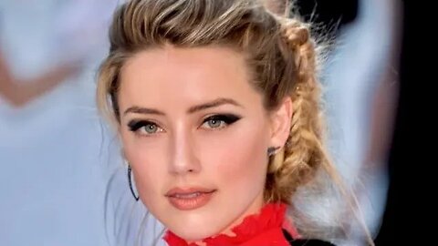 Amber Heard, getting to "My Truth", hot chick echo chamber.