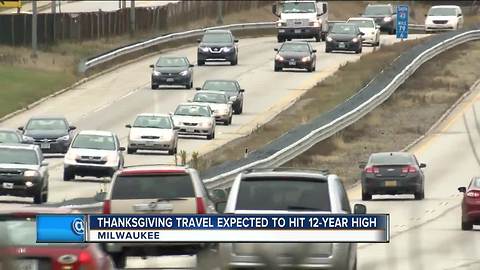 Thanksgiving travel to grow, despite higher gas prices