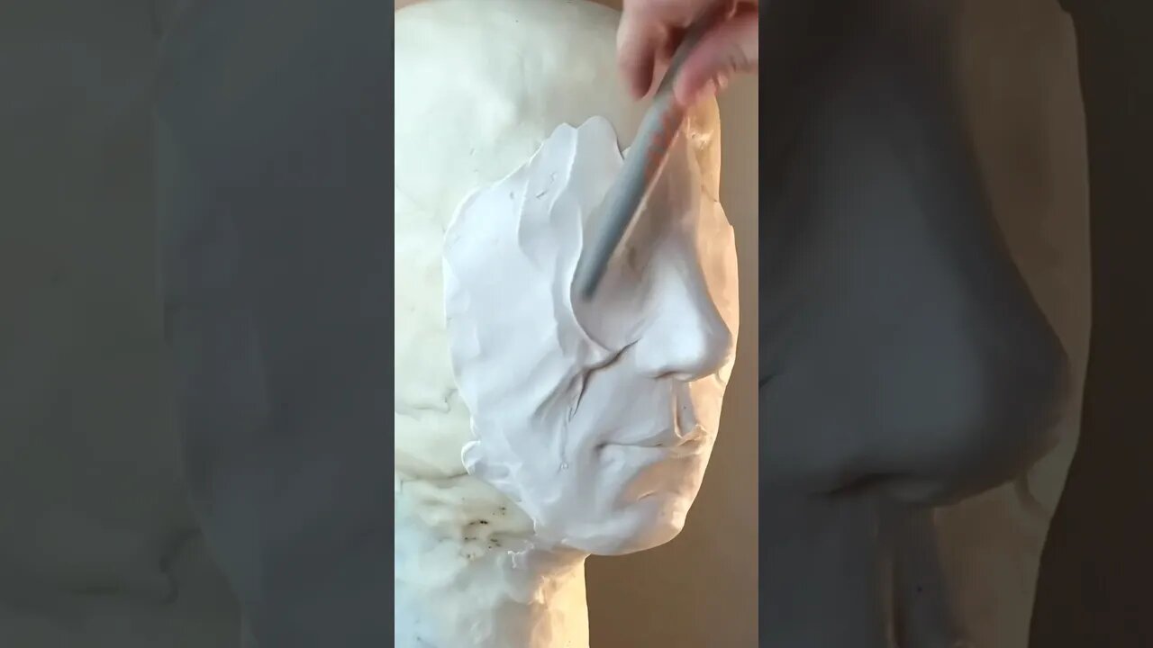 Can You Tell There’s Eyes in There?