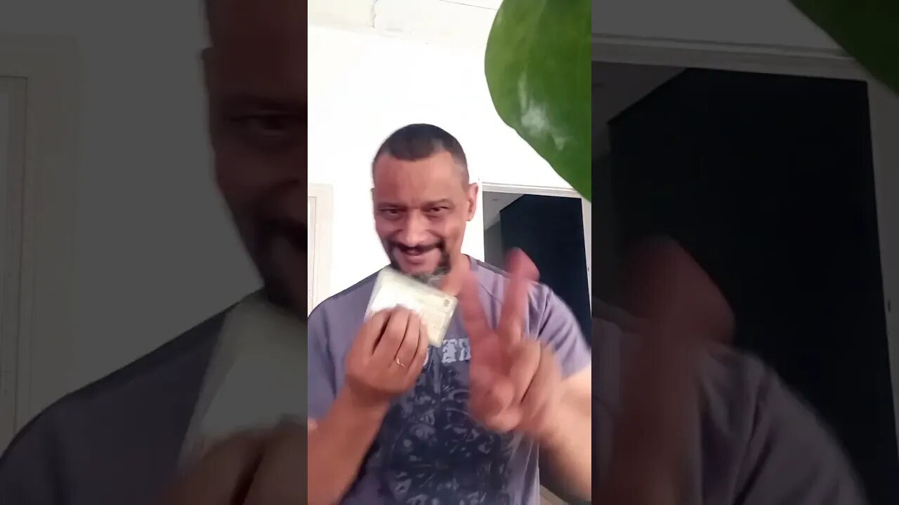 22 na cabeça do larápio.