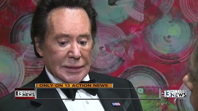 Wayne Newton's daughter, wife see thieves in home