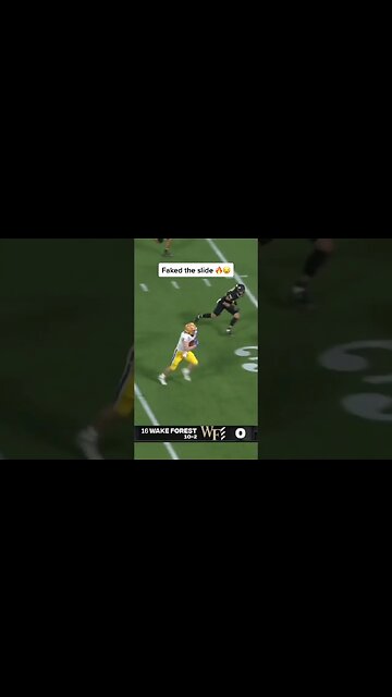 Kenny Pickett Fake Slide 🏈🫣 #nfl #football