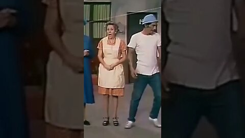 Chaves - Venha Sr. Barriga, não se junte a essa gentalha