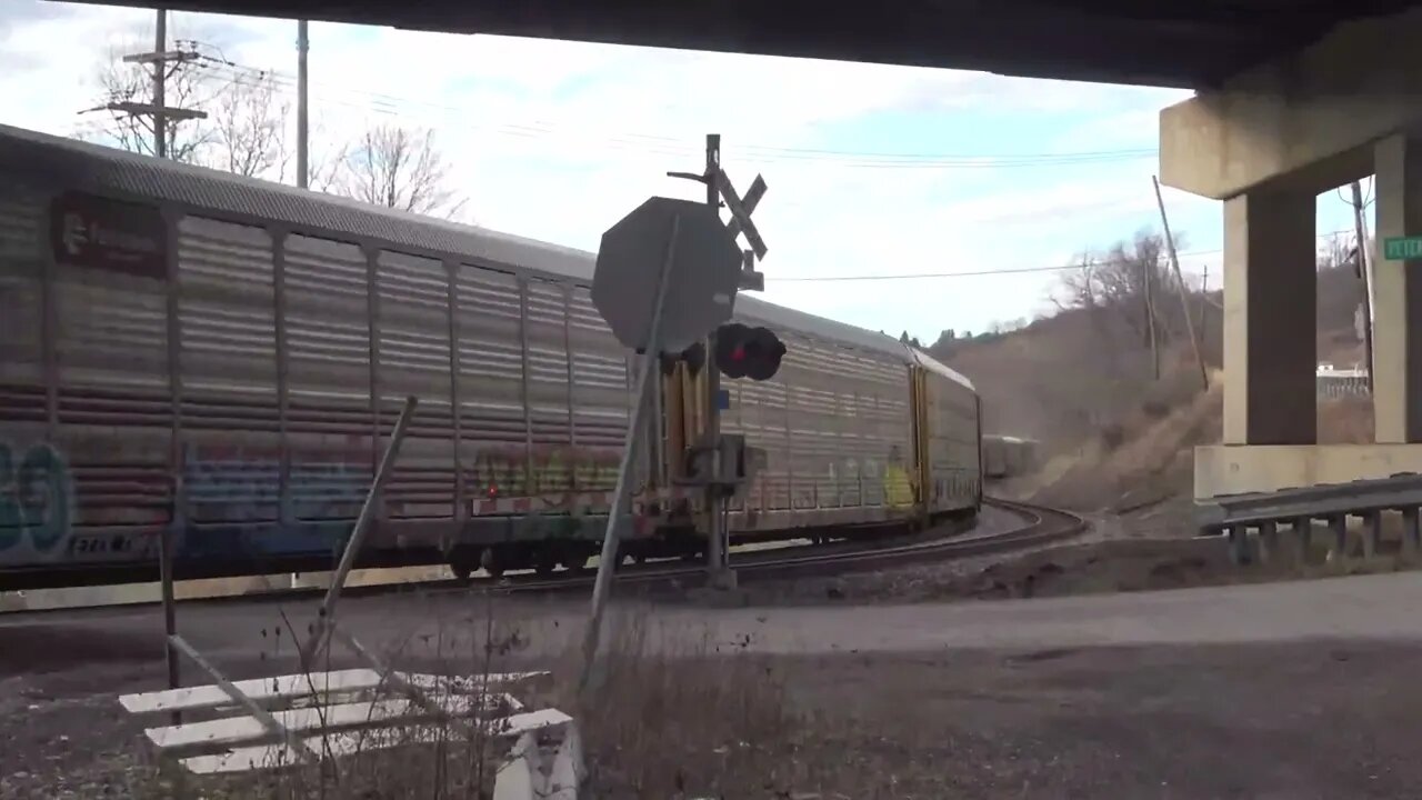 A Long and full autorack east