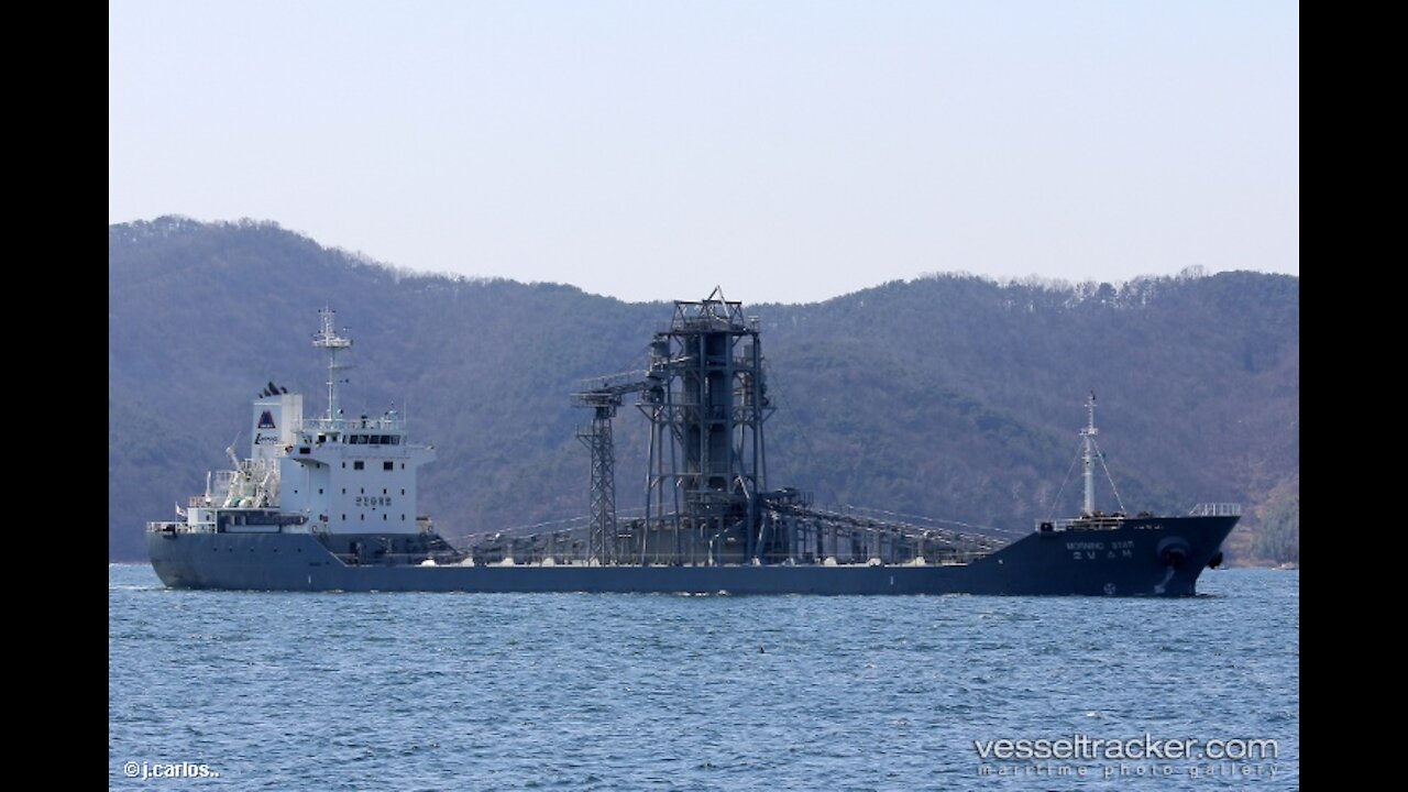 NAVY SEALs Raid Cargo Ship Full of Smuggled Children