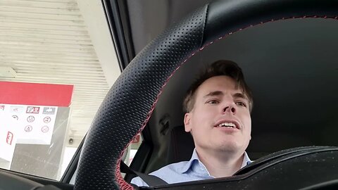 FOUNDER IN CAR: DUTCH gasoline taxes temporarily price solutions in the NETHERLANDS Ukrain conflict