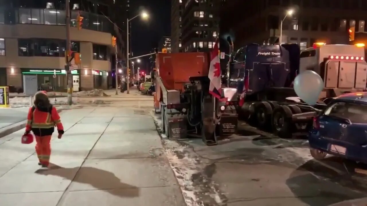 🇨🇦 OTTAWA HOLDING THE LINE 🇨🇦 *SO MANY TRUCKS*