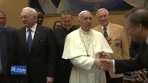 Pope meets with former Packer Jim Taylor