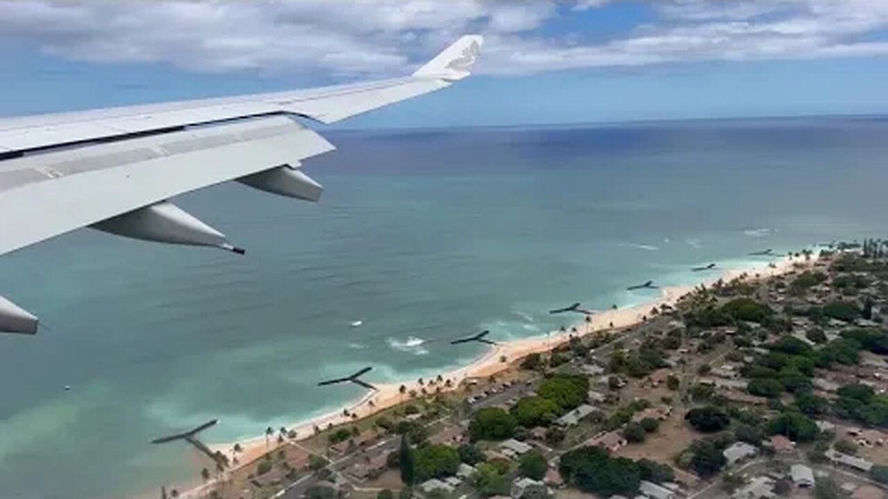 Hawaiian Airlines Airbus A330-200 Landing 8L Honolulu (HA89)