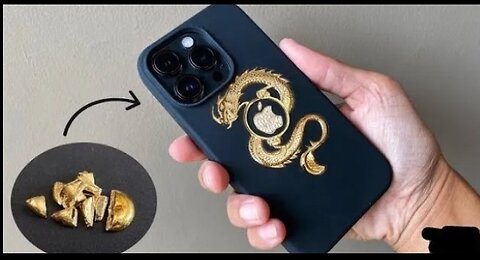 i make jewelry for my phone. i put 18k gold into my phone case #art