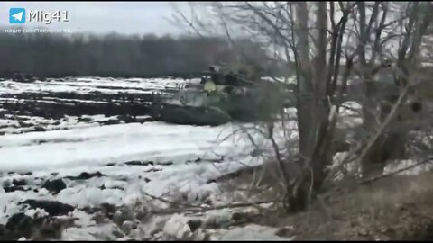 4 abandoned brand new BTR 4 armored vehicles of the Ukrainian army