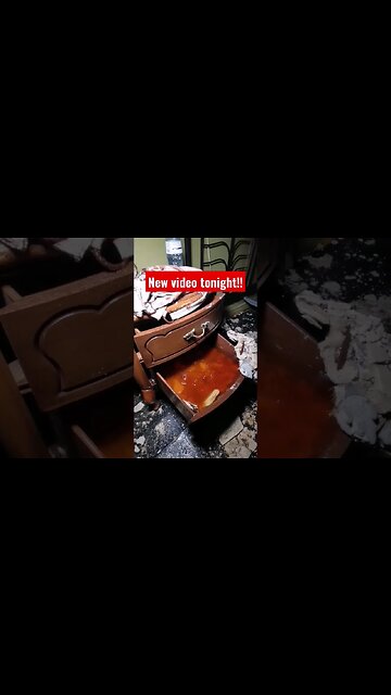 Exploring an Abandoned House in Ontario Canada! (PREVIEW!)