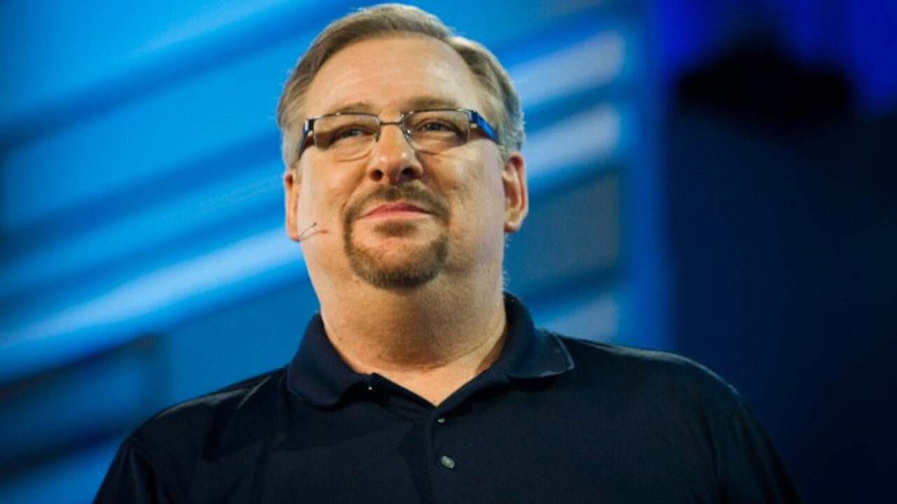 a man who change his life after reading a book-Rick Warren (must watch)