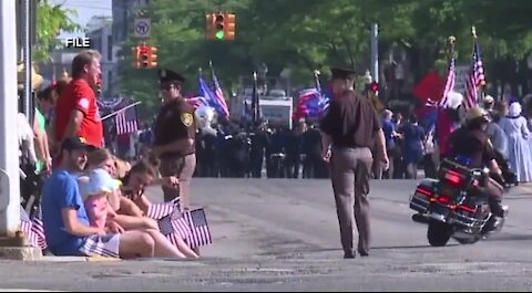 Royal Oak holding Memorial Day Parade